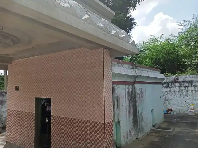 Arulmigu Kailasanathar Temple, Silamandai - 631001 அருள்மிகு கைலாசநாதர் திருக்கோயில், சிலமந்தை - 631001, Ranipet - Ancient Temple Architecture and History Image 4