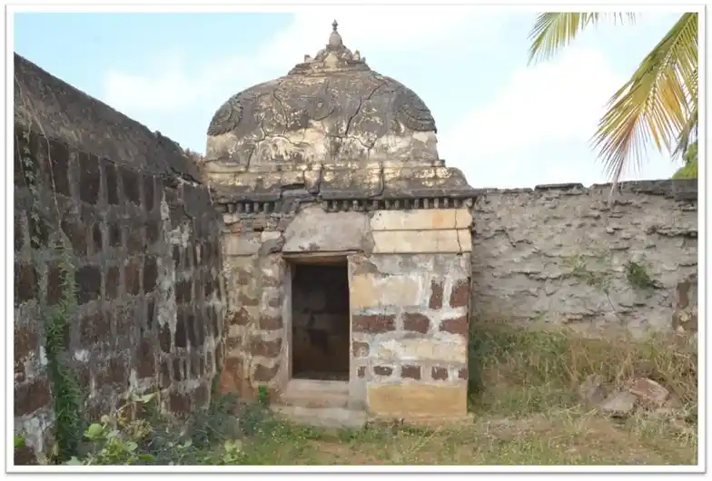 Arulmigu Kailasanathar Temple, Valaramanikkam, Thriumayam Taluk - 622202 அருள்மிகு கைலாசநாதர் திருக்கோயில், வாளரமாணிக்கம், திருமயம் வட்டம் - 622202, Pudukkottai - Ancient Temple Architecture and History Image 7