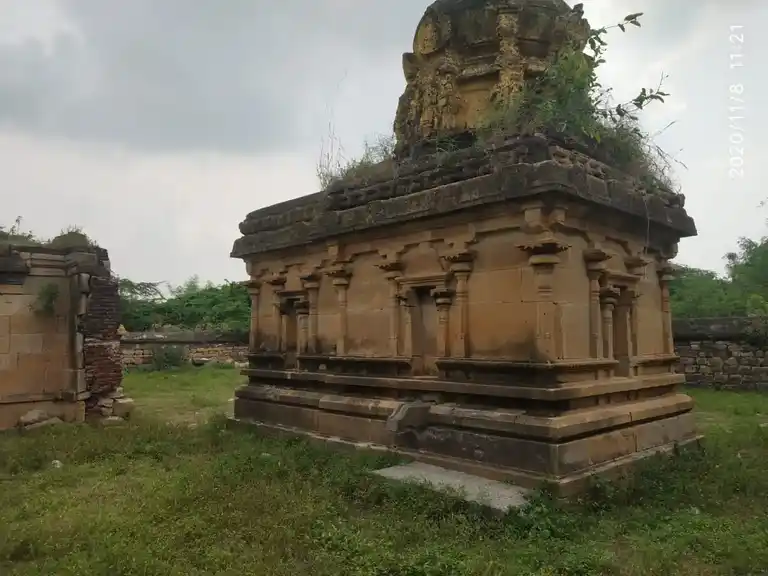 Arulmigu Kailasanathar Temple, Varagupadi - 621113 Arulmigu Kailasanathar Temple, Varagupadi - 621113, Perambalur - Ancient Temple Architecture and History Image 2
