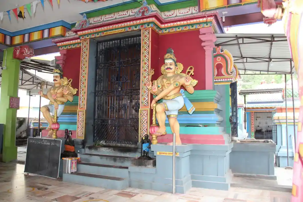 Arulmigu Kailasanathar Udanurai Karpagambal Temple, Madhavaram, Chennai - 600060 அருள்மிகு கைலாசநாதர் உடனுறை கற்பகாம்பாள் திருக்கோயில், மாதவரம், சென்னை - 600060, Chennai - Ancient Temple Architecture and History Image 4