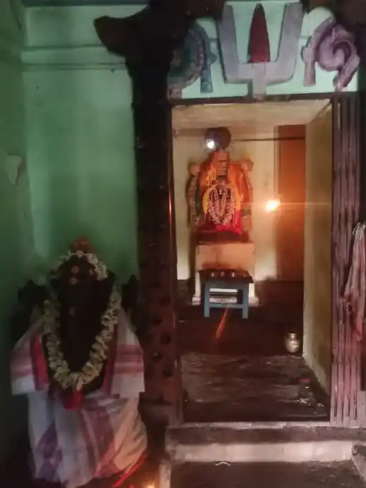 Arulmigu Kailasanathar Vakaiyarr Temple, Venkaarm Pearaiyur - 610102 கைலாசநாதர் வகையறா திருக்கோயில், Venkaarm Pearaiyur - 610102, Thiruvarur - Ancient Temple Architecture and History Image 4