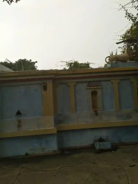 Arulmigu Kailasanatharsami Temple, Near Street, Manallur - 601202 அருள்மிகு கைலசநாதர்சாமி திருக்கோயில், Near Street, Manallur - 601202, Tiruvallur - Ancient Temple Architecture and History Image 3