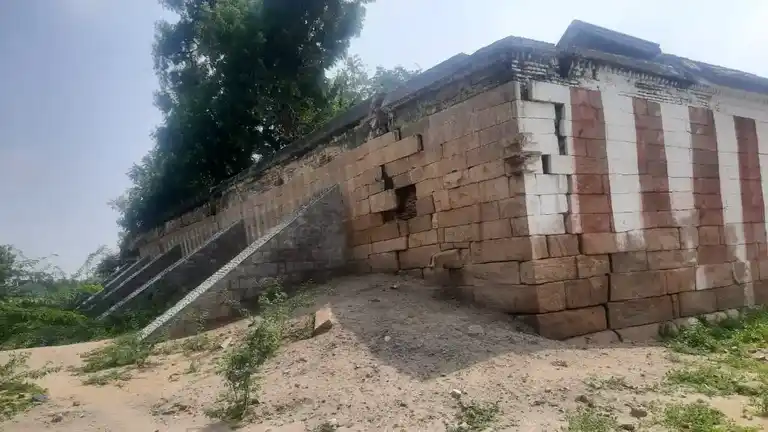 Arulmigu Kailasanathasamy Temple, Mandalamanickkam - 623605 அருள்மிகு கைலாசநாதசாமி திருக்கோயில், Mandalamanickkam - 623605, Ramanathapuram - Ancient Temple Architecture and History Image 2