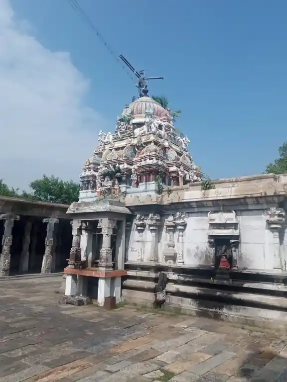 Arulmigu Kailasanathaswamy Temple, Karugudi - 621210 அருள்மிகு கைலாசநாதர் திருக்கோயில், Karugudi - 621210, Thiruchirappalli - Ancient Temple Architecture and History Image 4