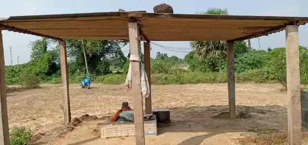 Arulmigu Kailasanthar Temple, Near Street, Edur - 601201