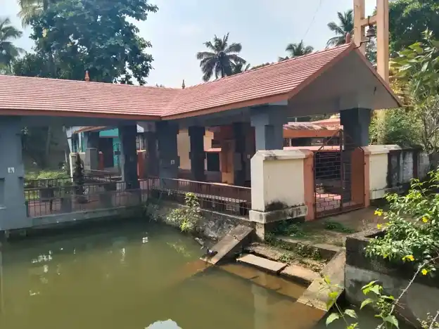 Arulmigu Kailasathu Mahadevar, Muttaikkadu, Manalikkarai - 629175 Temple