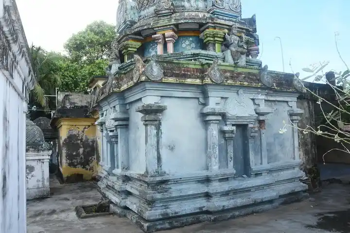 Arulmigu Kailashanathar Temple, Kalakasthinatha Puram - 609309 அருள்மிகு கைலாசநாதர் திருக்கோயில், Kalakasthinapuram - 609309, Mayiladuthurai - Ancient Temple Architecture and History Image 4
