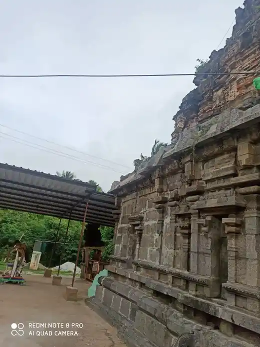 Arulmigu Kailsanathar Temple, Inside The Village, Panampakkam - 602001 அருள்மிகு கைலாசநாதர் திருக்கோயில், Inside The Village, Panampakkam - 602001, Tiruvallur - Ancient Temple Architecture and History Image 7