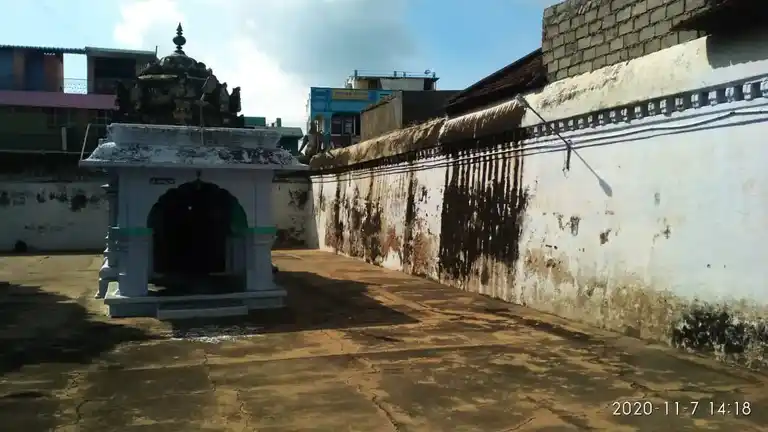 Arulmigu Kajavaradharadharaja Perumal Temple, Viraganur - 636116 அருள்மிகு &nbspகஜவரதராஜ &nbspபெருமாள் திருக்கோவில், வீரகனுர் - 636116, Salem - Ancient Temple Architecture and History Image 4
