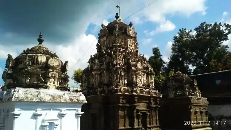 Arulmigu Kajavaradharadharaja Perumal Temple, Viraganur - 636116 அருள்மிகு &nbspகஜவரதராஜ &nbspபெருமாள் திருக்கோவில், வீரகனுர் - 636116, Salem - Ancient Temple Architecture and History Image 7