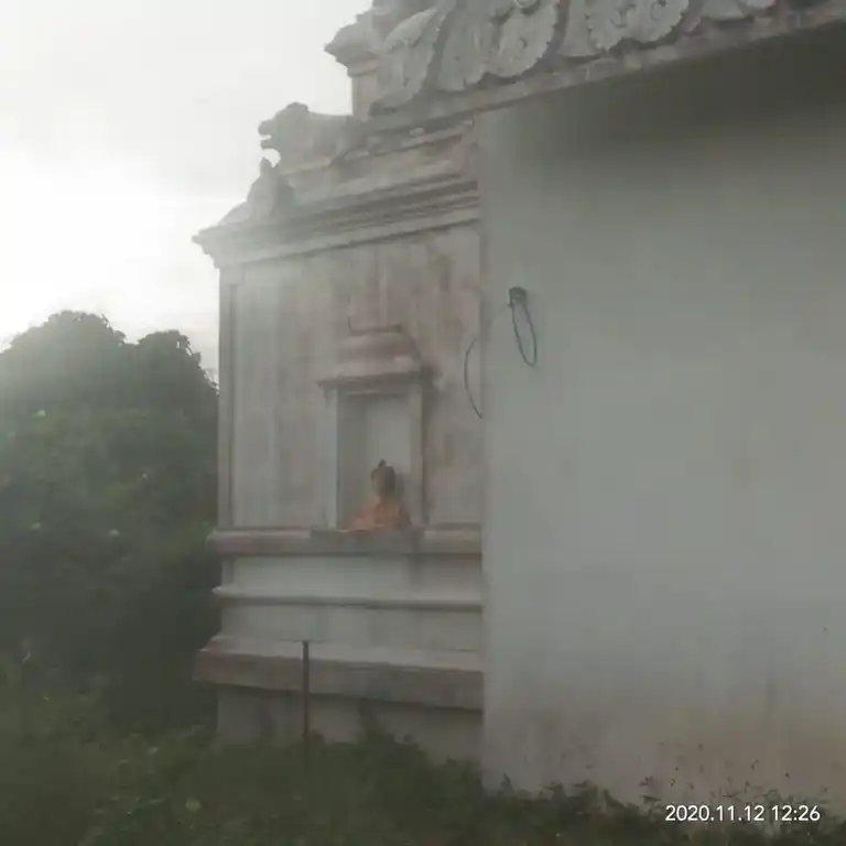 Arulmigu Kakkiyathamman Temple, Forest Area, Kottaikuppam - 601201 அருள்மிகு காகத்தம்மன் திருக்கோயில், Forest Area, Kottaikuppam - 601201, Tiruvallur - Ancient Temple Architecture and History Image 4