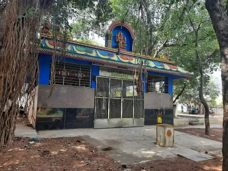 Arulmigu Kakkiyathamman Temple, Near Forest, Athur - 601204 அருள்மிகு கக்கியாத்தம்மன் திருக்கோயில், Near Forest - 601204, Tiruvallur - Ancient Temple Architecture and History Image 4