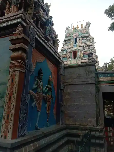 Arulmigu Kakuveeran Temple, Karumathur - 625514 அருள்மிகு காக்கு வீரன் திருக்கோயில், Karumathur - 625514, Madurai - Ancient Temple Architecture and History Image 3