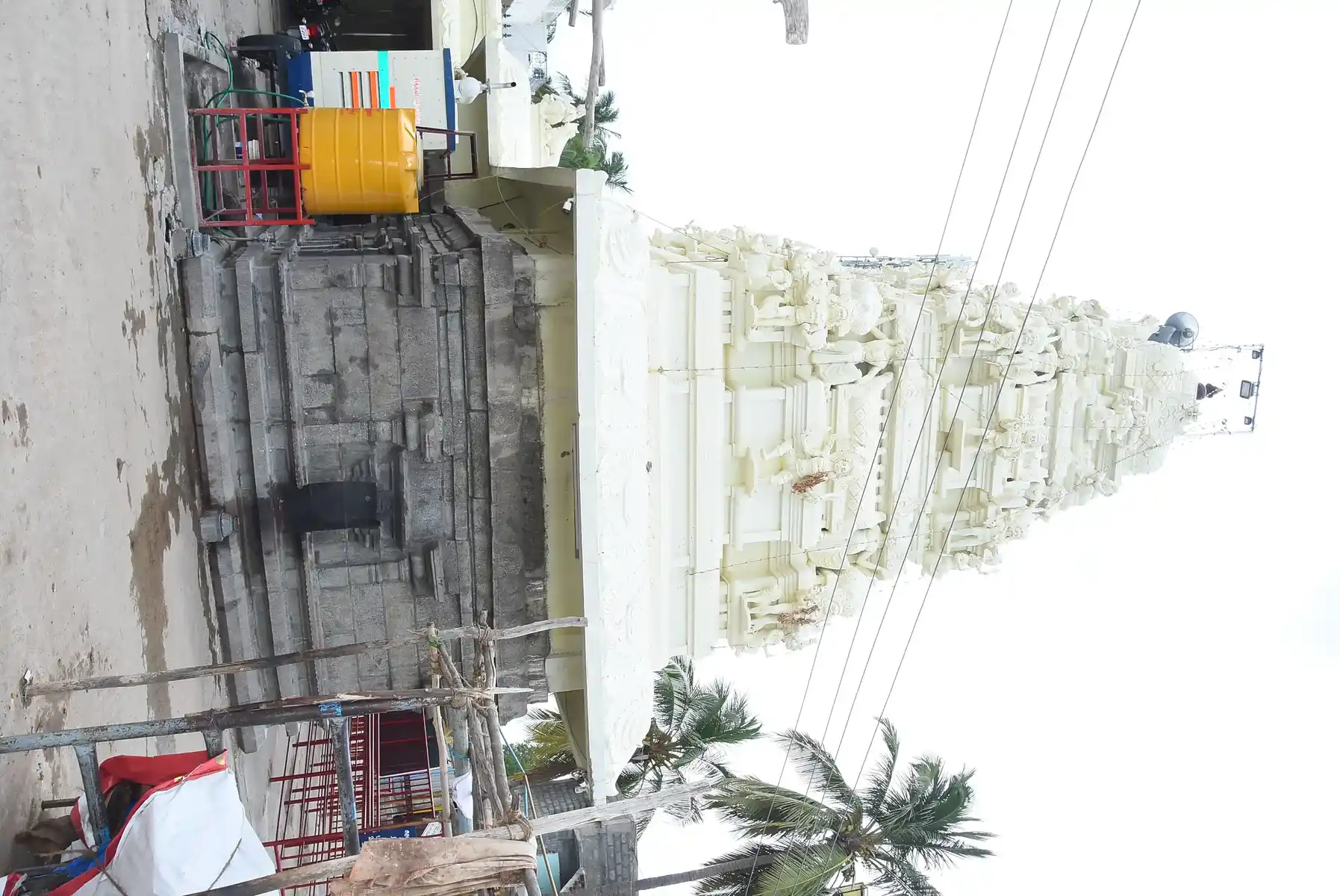 Arulmigu Kala Bairavar Temple, Adhiyamankottai - 636807 அருள்மிகு காலபைரவர் திருக்கோவில், அதியமான்கோட்டை - 636807, Dharmapuri - Ancient Temple Architecture and History Image 2