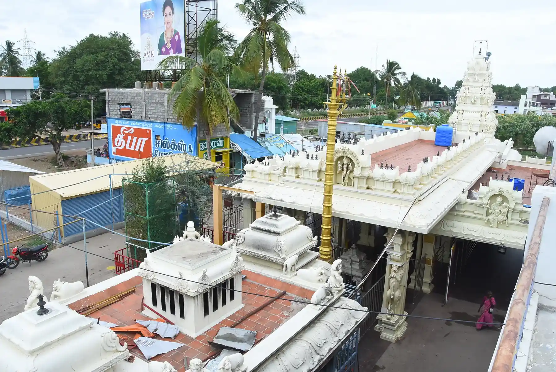 Arulmigu Kala Bairavar Temple, Adhiyamankottai - 636807 அருள்மிகு காலபைரவர் திருக்கோவில், அதியமான்கோட்டை - 636807, Dharmapuri - Ancient Temple Architecture and History Image 3