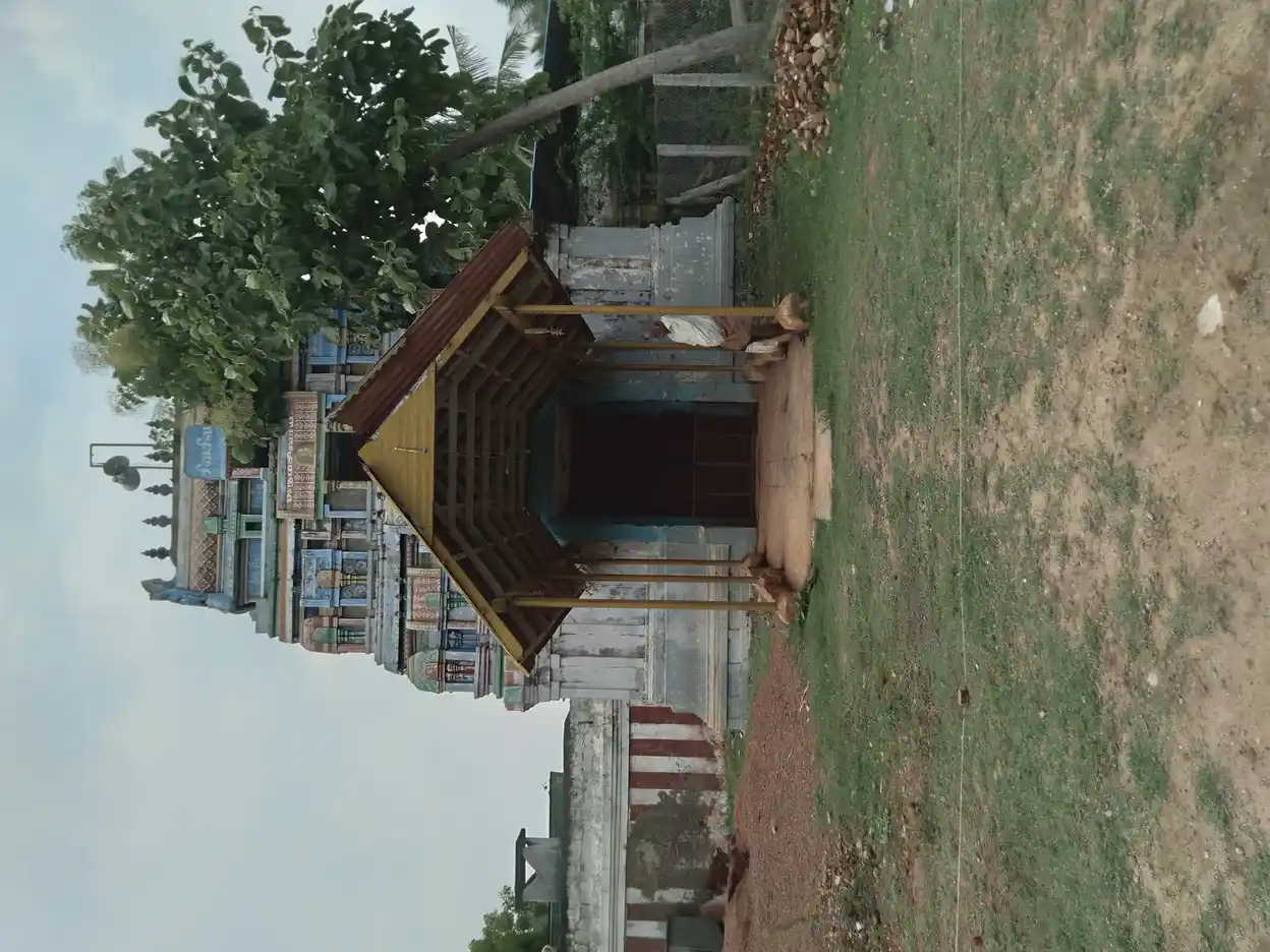 Arulmigu Kalahastheeswarar Temple, Thirukanakudi - 611104