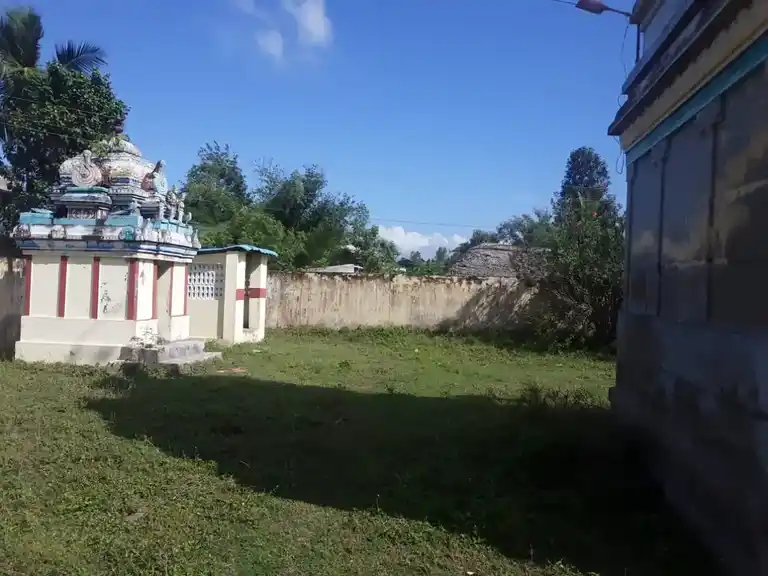 Arulmigu Kalahasthiswarar Temple, Karumpiyur - 610203 அருள்மிகு காளகஸ்தீஸ்வரர் திருக்கோயில், கரும்பியூர் - 610203, Thiruvarur - Ancient Temple Architecture and History Image 2