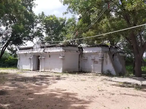 Arulmigu Kalainathaswami Temple, Pallimadam - 626129 அருள்மிகு காளைநாதசுவாமி திருக்கோயில், பள்ளிமடம் - 626129, Virudhunagar - Ancient Temple Architecture and History Image 4