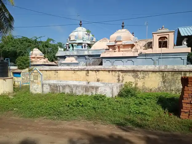Arulmigu Kalakashthishwaraswamy Andvaratharajaperumal Temple, Kalathur - 613703 அருள்மிகு காளகஸ்தீஸ்வரசுவாமி வரதராஜபெருமாள் திருக்கோயில், களத்தூர் - 613703, Thiruvarur - Ancient Temple Architecture and History Image 3