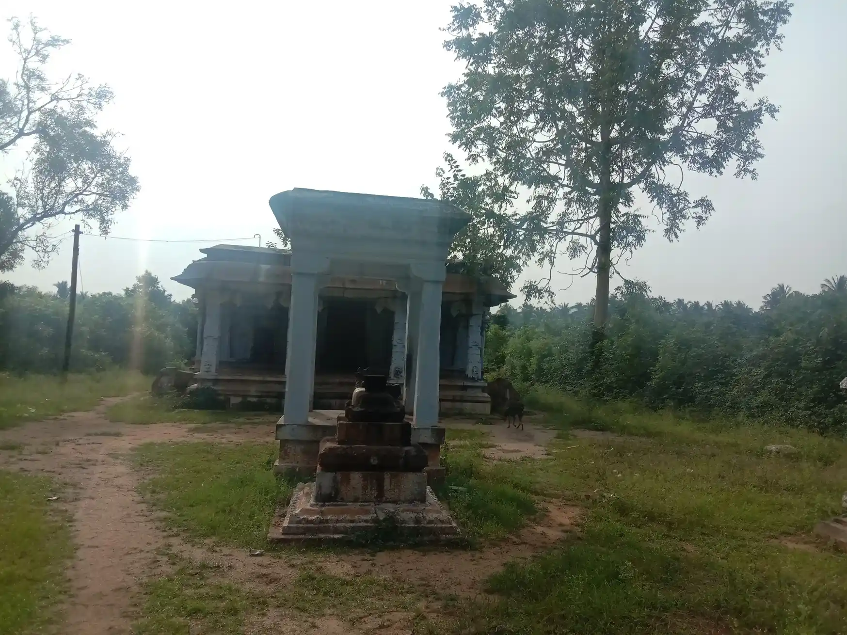 Arulmigu Kalakatheeswarar Temple, Genguvarpatti - 625203 Temple