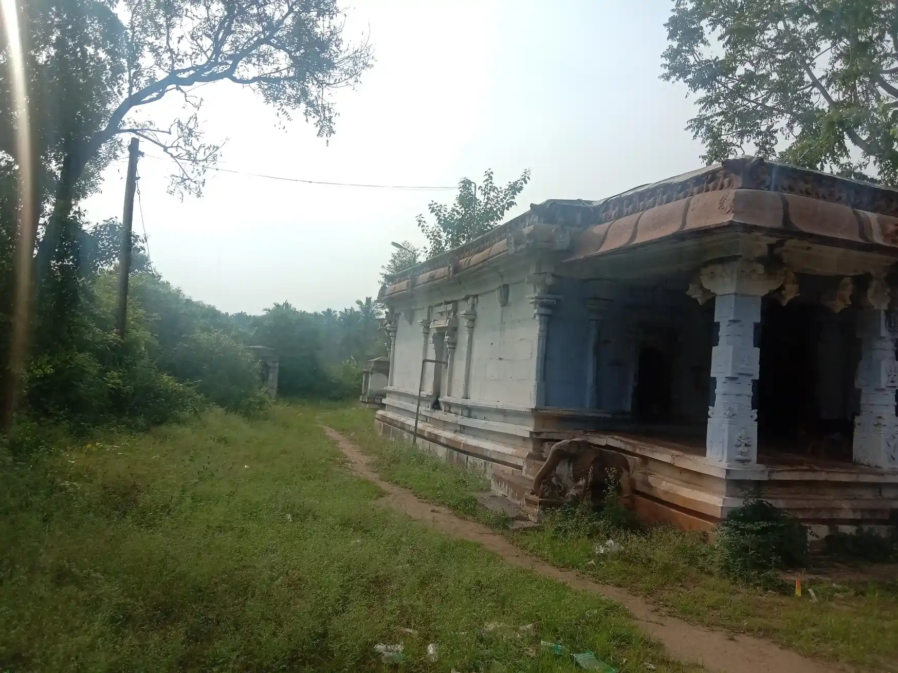 Arulmigu Kalakatheeswarar Temple, Genguvarpatti - 625203 Arulmigu Kalakatheeswarar Temple, Genguvarpatti - 625203, Theni - Ancient Temple Architecture and History Image 2