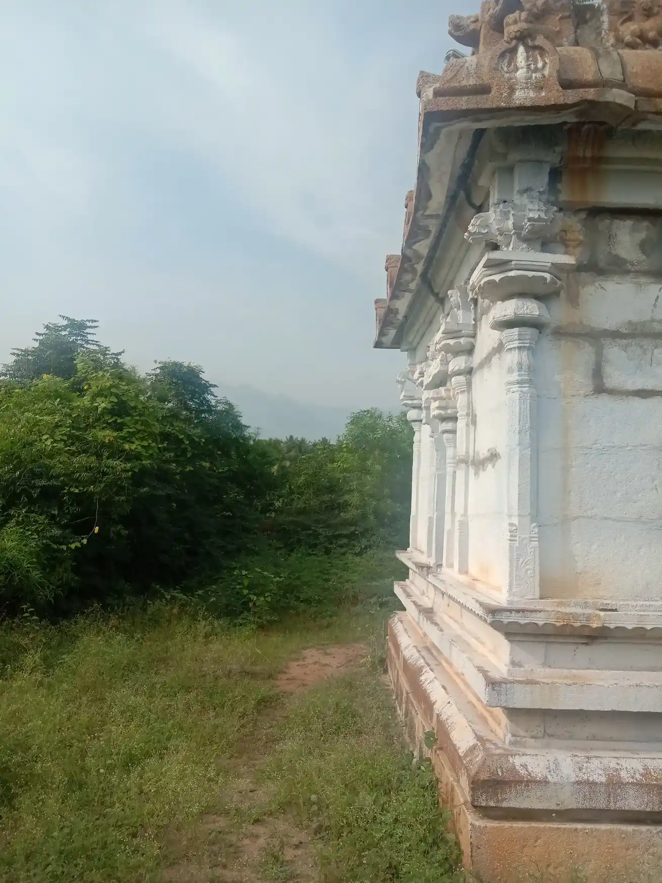 Arulmigu Kalakatheeswarar Temple, Genguvarpatti - 625203 Arulmigu Kalakatheeswarar Temple, Genguvarpatti - 625203, Theni - Ancient Temple Architecture and History Image 3
