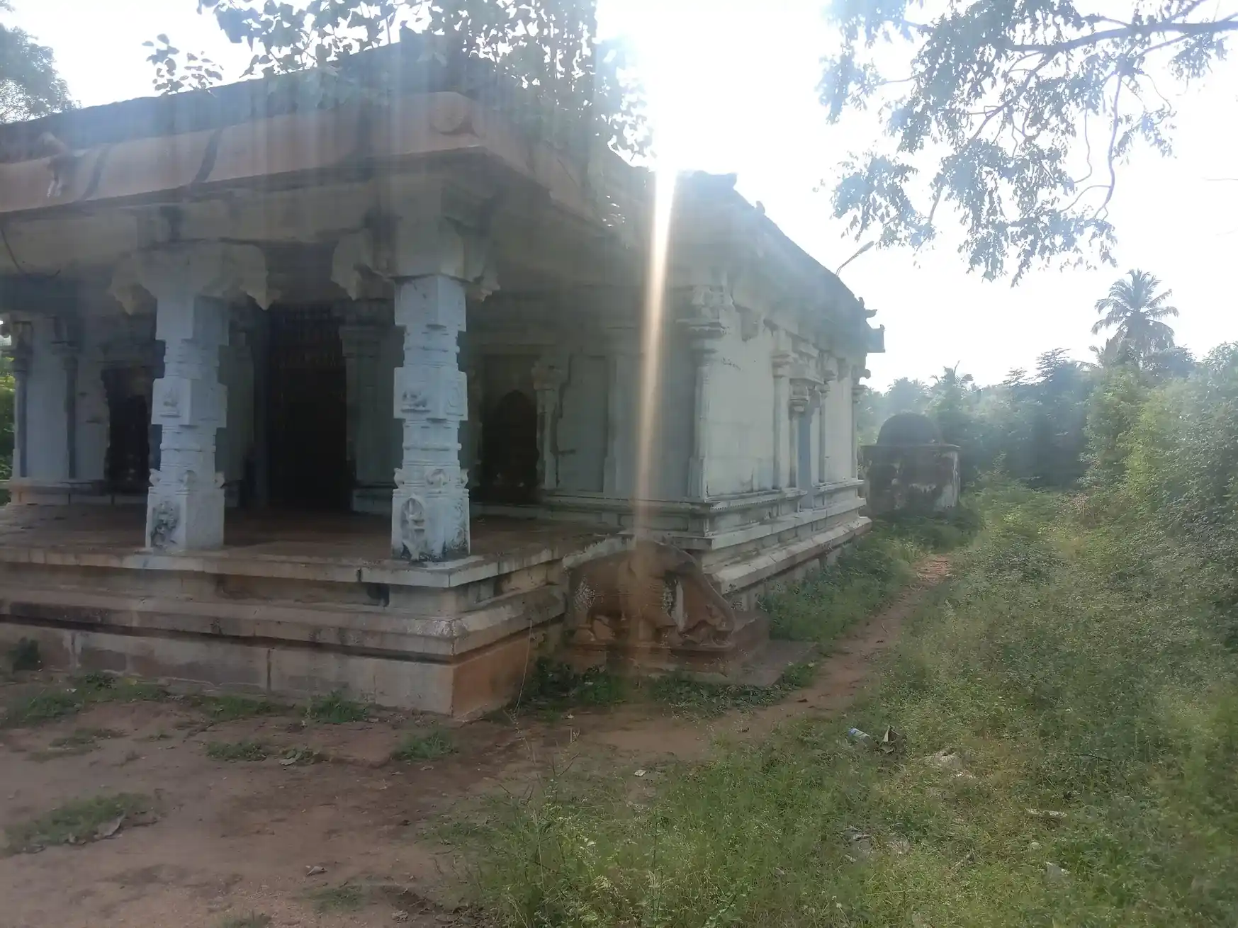 Arulmigu Kalakatheeswarar Temple, Genguvarpatti - 625203 Arulmigu Kalakatheeswarar Temple, Genguvarpatti - 625203, Theni - Ancient Temple Architecture and History Image 4