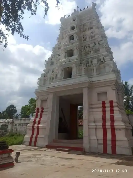 Arulmigu Kalatheeswarar Temple, Koratti - 635602