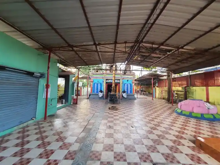 Arulmigu Kalatheeswarar Temple, Near Main Road, Chewapet - 602001 அருள்மிகு காளத்தீஸ்வரர் திருக்கோயில், மெயின்ரோடு அருகில், செவ்வாப்பேட்டை - 602001, Tiruvallur - Ancient Temple Architecture and History Image 3
