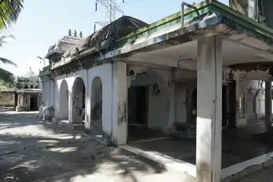 Arulmigu Kaleeswarar Swamy Temple, Villiyanallur - 609801 அருள்மிகு காளீஸ்வரசுவாமி திருக்கோயில், வில்லியநல்லூர் - 609801, Mayiladuthurai - Ancient Temple Architecture and History Image 2