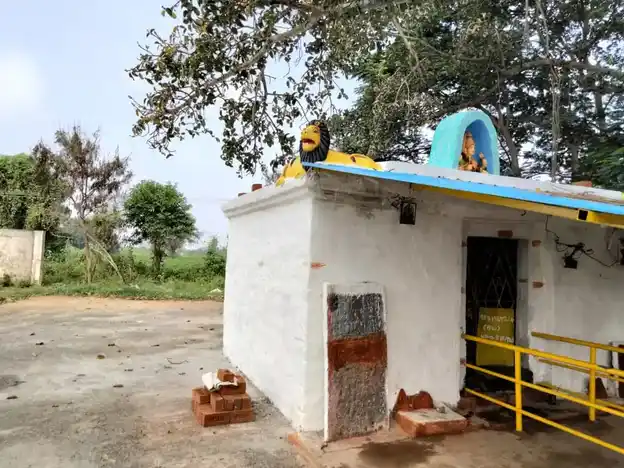 Arulmigu Kaliammam Temple, Jambukuttappatti - 635206 அருள்மிகு காளியம்மன் திருக்கோயில், Jambukuttappatti - 635206, Krishnagiri - Ancient Temple Architecture and History Image 4