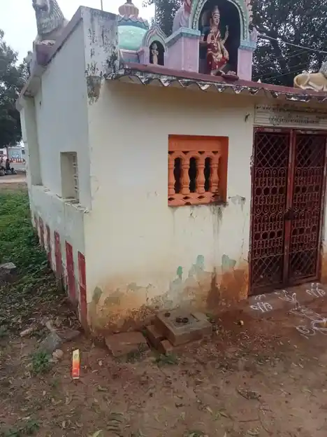 Arulmigu Kaliamman, Bagavathiamman Temple, Velampatti - 624617 அருள்மிகு காளியம்மன் , பகவதியம்மன் கோயில், Velampatti - 624617, Dindigul - Ancient Temple Architecture and History Image 3