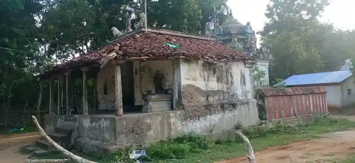 Arulmigu Kaliamman Drowpathiamman Temple, Keezharuthragangai - 609503 அருள்மிகு காளியம்மன் திரௌபதியம்மன் திருக்கோயில், Keezharuthragangai - 609503, Thiruvarur - Ancient Temple Architecture and History Image 8