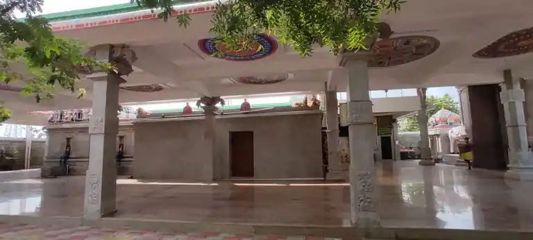 Arulmigu Kaliamman Mariamman Temple, Angitholvu - 644678 அருள்மிகு காளியம்மன் மாரியம்மன் திருக்கோயில், Angitholvu - 644678, Tiruppur - Ancient Temple Architecture and History Image 2