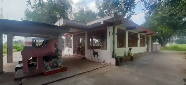 Arulmigu Kaliamman Temple, Adamankottai - 636807 அருள்மிகு காளியம்மன் திருக்கோயில், அதியமான்கோட்டை - 636807, Dharmapuri - Ancient Temple Architecture and History Image 5