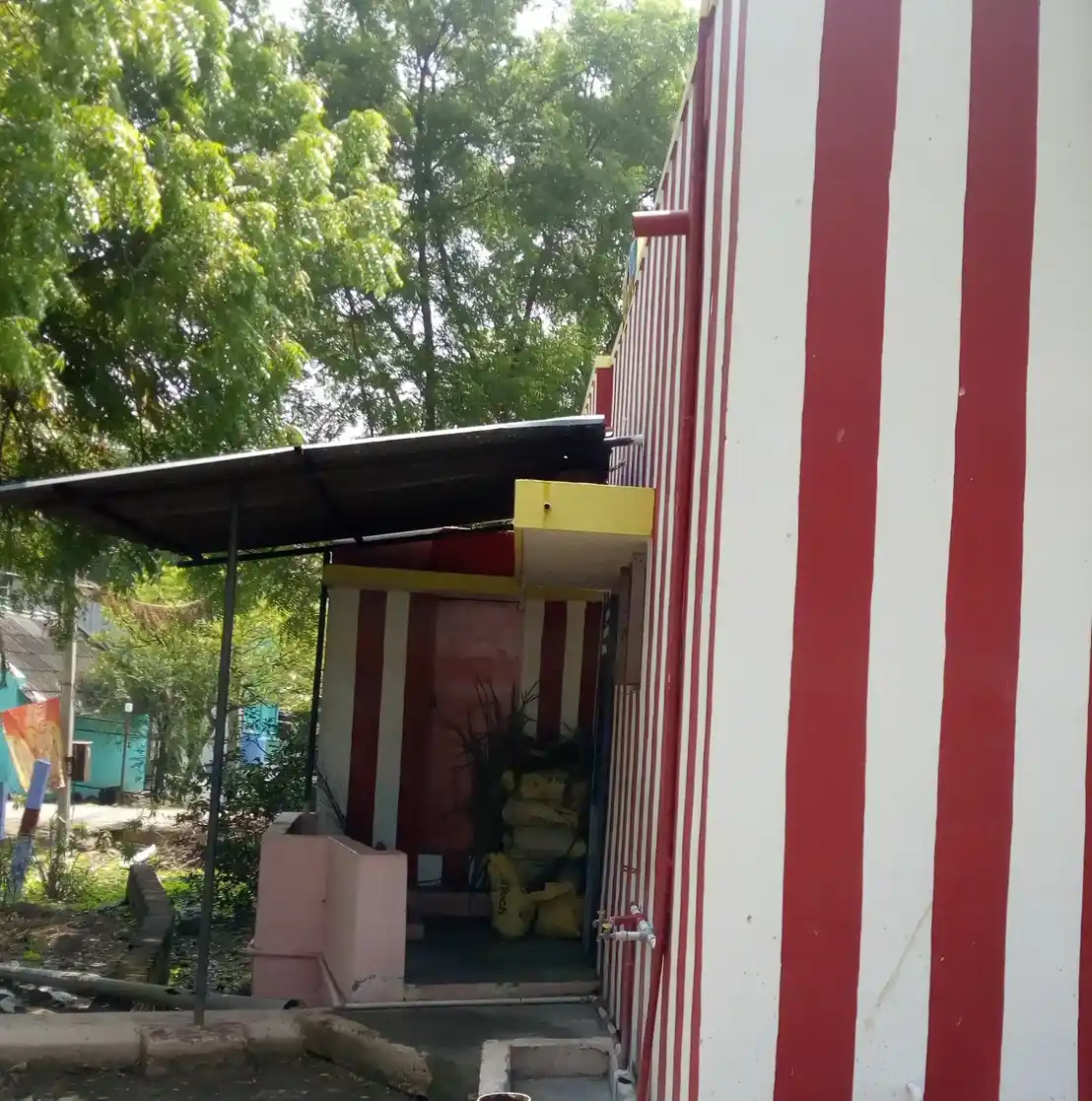 Arulmigu Kaliamman Temple, Alanthur, Alanthur - 626141 அருள்மிகு காளியம்மன் திருக்கோயில், ஆலந்துர், ஆலந்துர் கிராமம் - 626141, Virudhunagar - Ancient Temple Architecture and History Image 2