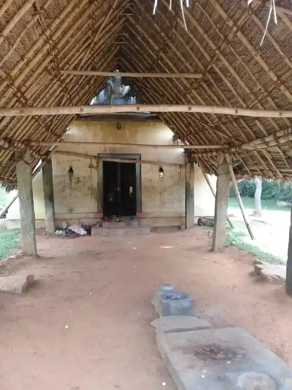 Arulmigu Kaliamman Temple, Arainmanaipatti - 630208 அருள்மிகு. காளியம்மன் திருக்கோயில், Arainmanaipatti - 630208, Sivagangai - Ancient Temple Architecture and History Image 4