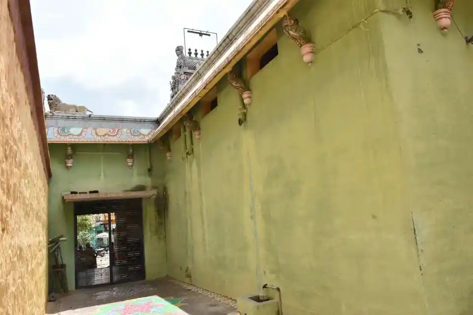 Arulmigu Kaliamman Temple, Kumarapalayam Agraharam, Kumarapalayam - 638183 அருள்மிகு காளியம்மன் திருக்கோயில், குமாரபாளையம் அக்ரஹாரம், குமாரபாளையம் - 638183, Namakkal - Ancient Temple Architecture and History Image 3