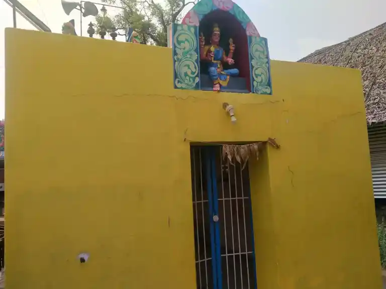 Arulmigu Kaliamman Temple, Kurumbapatti, Palani - 624601 அருள்மிகு காளியம்மன் திருக்கோயில், Kurumbapatti, Palani - 624601, Dindigul - Ancient Temple Architecture and History Image 3
