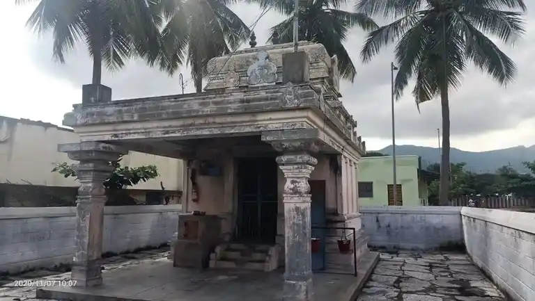 Arulmigu Kaliamman Temple, Mudimandapam, A.K.Padavedu - 606905 அருள்மிகு காளியம்மன் திருக்கோயில், முடிமண்டபம், அ.கோ.படவேடு - 606905, Tiruvannamalai - Ancient Temple Architecture and History Image 3