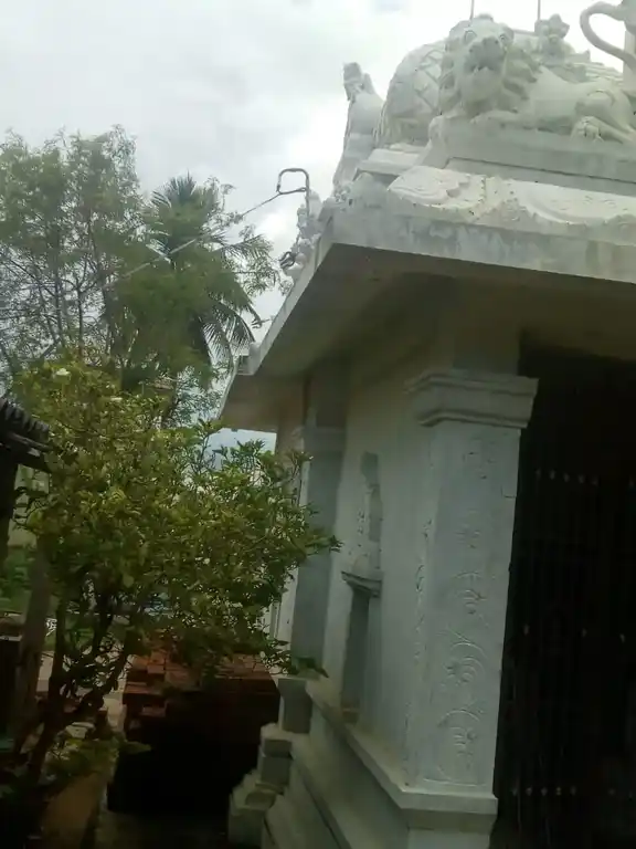 Arulmigu Kaliamman Temple, Near Main Road, Agoor - 631209 அருள்மிகு காளியம்மன் திருக்கோயில், Near Main Road, Agoor - 631209, Tiruvallur - Ancient Temple Architecture and History Image 3