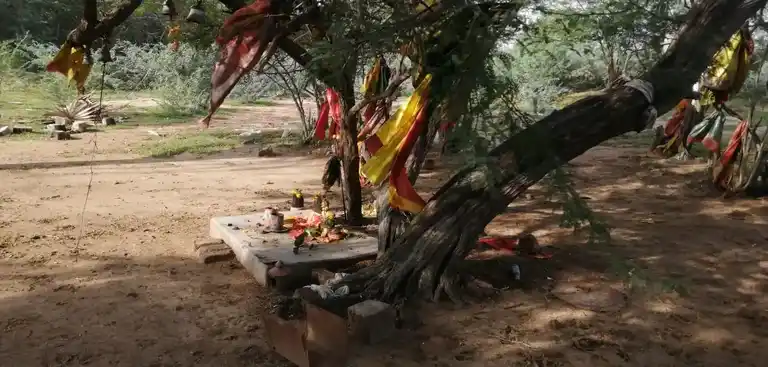 Arulmigu Kaliamman Temple, Sikemankalam, Periyakeera Mankalam - 623402 அருள்மிகு காளியம்மன் திருக்கோயில், Sikemankalam, Periyakeera Mankalam - 623402, Ramanathapuram - Ancient Temple Architecture and History Image 2