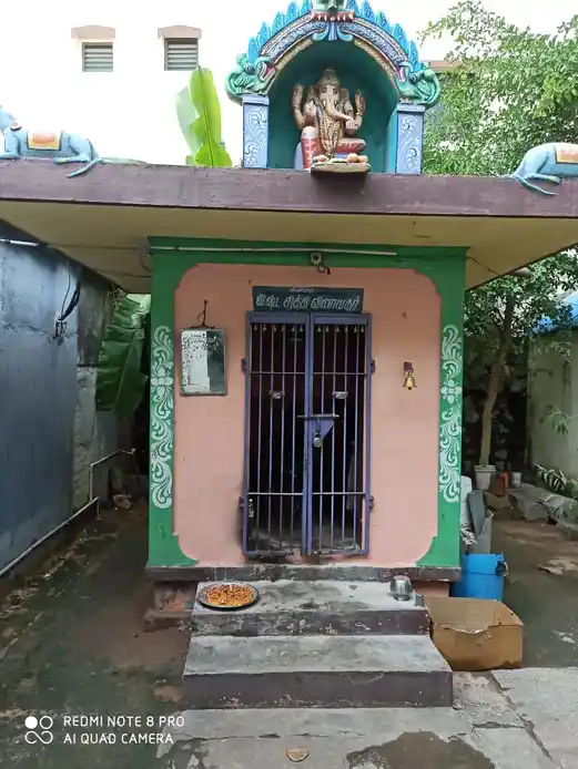 Arulmigu Kaligamabal Temple, Gandhi Road, Tiruvallur - 602001