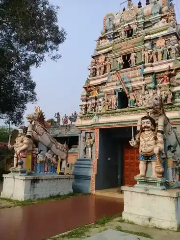 Arulmigu Kalinka Ayyanar Temple, Eeriyur - 630566 அருள்மிகு. கலிங்க அய்யனார் திருக்கோயில், Eeriyur - 630566, Sivagangai - Ancient Temple Architecture and History Image 2