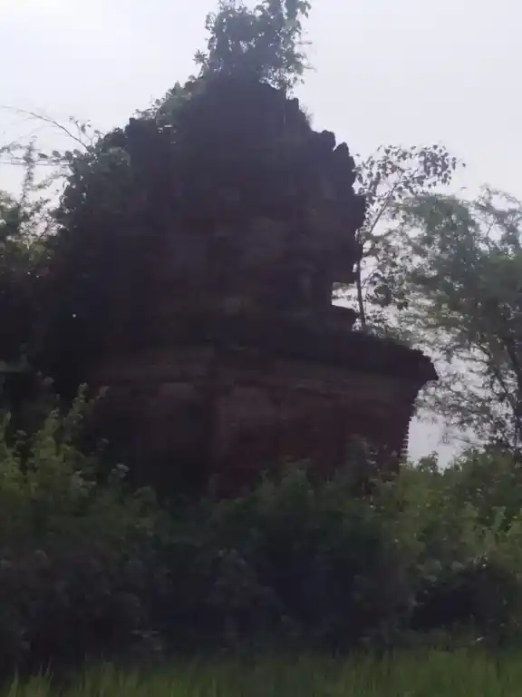 Arulmigu Kalitheertha Pillaiyar Temple, Pulivalam - 610109 அருள்மிகுகலிதீர்த்த பிள்ளையார் திருக்கோயில், Pulivalam - 610109, Thiruvarur - Ancient Temple Architecture and History Image 5