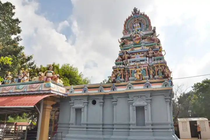 Arulmigu Kaliyamman Karuppannaswamy Temple, Andan Kovilandankoil, Andankoil - 639002 அருள்மிகு காளியம்மன், கருப்பண்ண சுவாமி திருக்கோயில், கரூர், கருர் - 639002, Karur - Ancient Temple Architecture and History Image 3