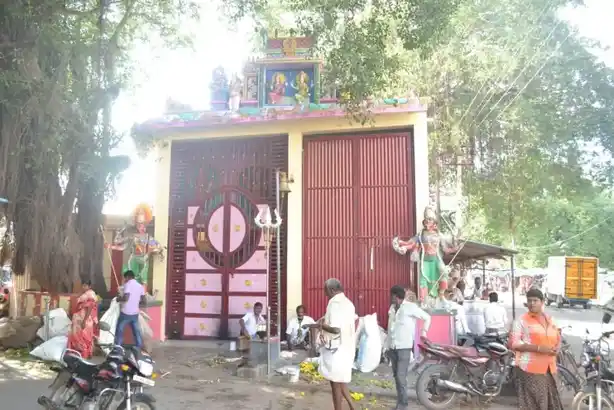 Arulmigu Kaliyamman Mariyamman Temple, Kadathur - 635303 அருள்மிகு காளியம்மன், மாரியம்மன் திருக்கோயில், Kadathur - 635303, Dharmapuri - Ancient Temple Architecture and History Image 3