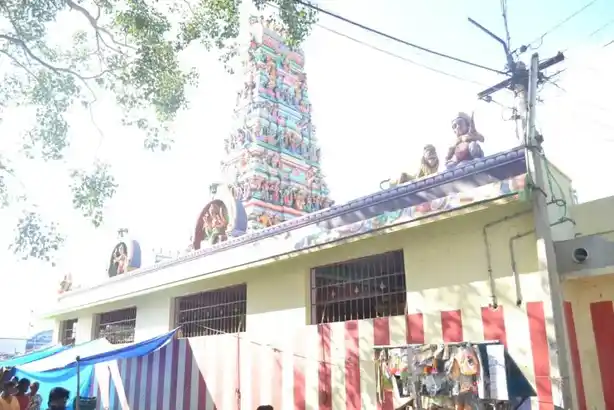 Arulmigu Kaliyamman Mariyamman Temple, Kadathur - 635303 அருள்மிகு காளியம்மன், மாரியம்மன் திருக்கோயில், Kadathur - 635303, Dharmapuri - Ancient Temple Architecture and History Image 6