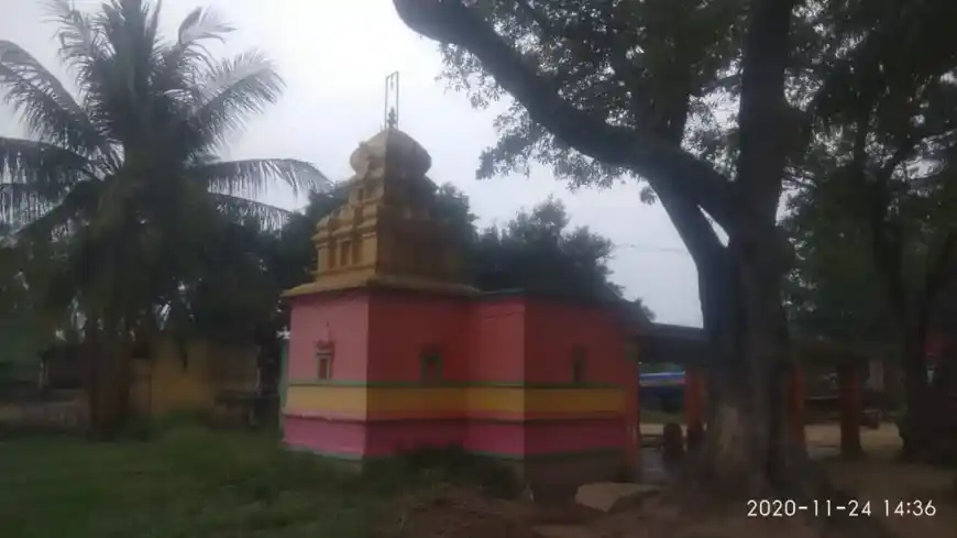 Arulmigu Kaliyamman Ponniyamman Temple, 61 Puthur - 632519 அருள்மிகு காளியம்மன், பொன்னியம்மன் திருக்கோயில், 61 புதூர் - 632519, Vellore - Ancient Temple Architecture and History Image 2