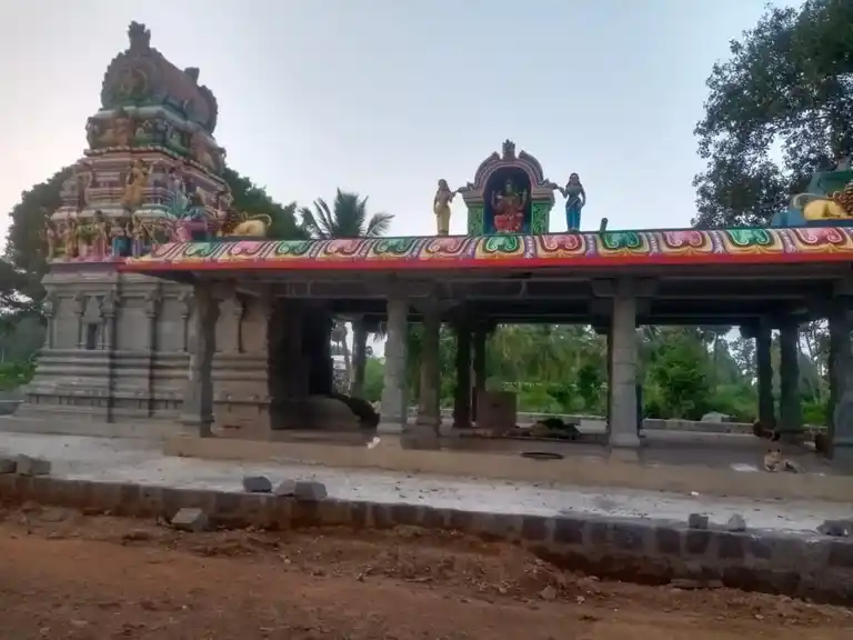 Arulmigu Kaliyamman Temple, Mukkagoundanoor - 635206 அருள்மிகு காளியம்மன் திருக்கோயில், மூக்கா கௌண்டனூர் - 635206, Krishnagiri - Ancient Temple Architecture and History Image 2